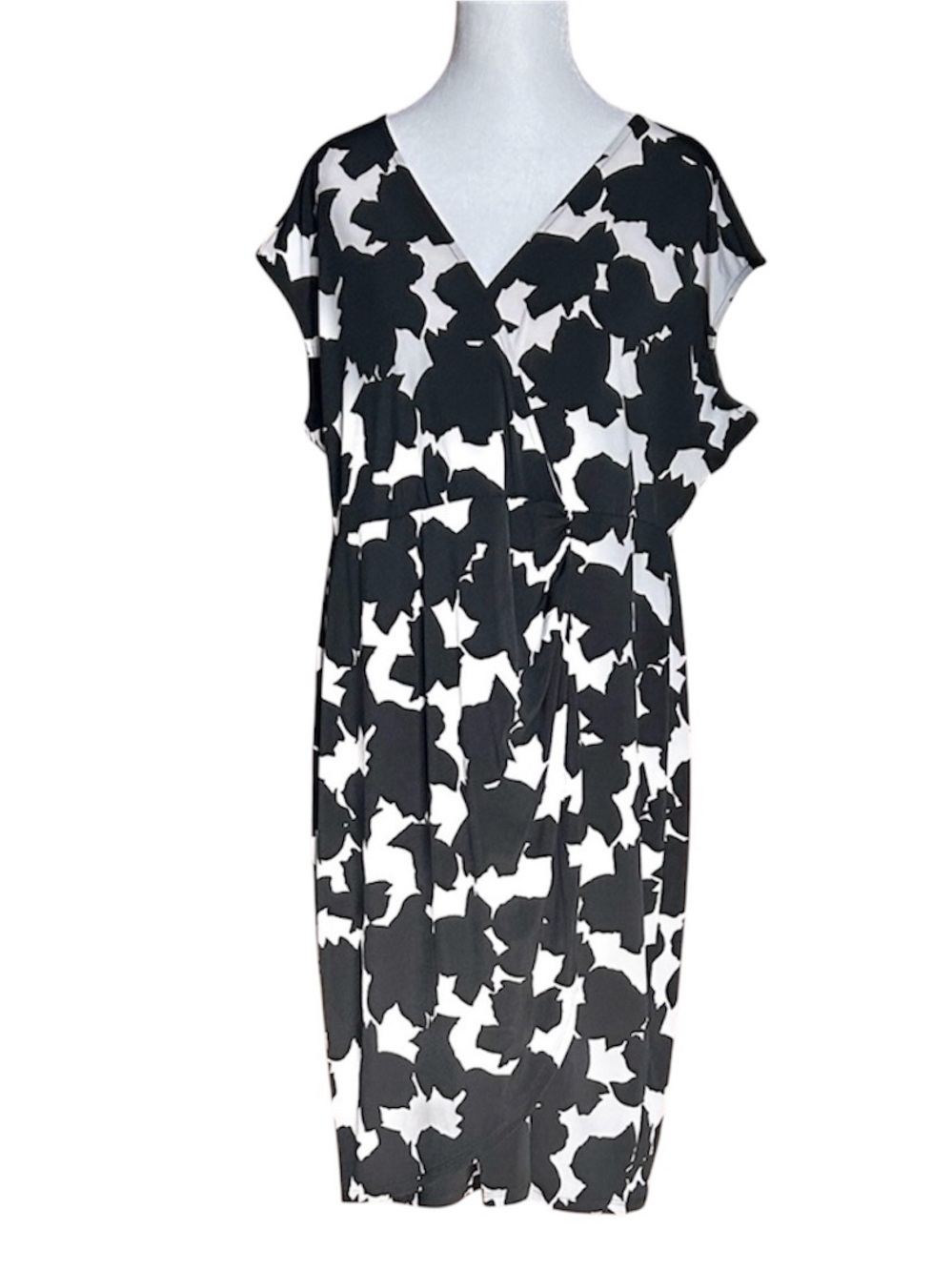 NWT Lane Bryant Black White Abstract Floral Faux Wrap Dress Cap Sleeve 14/16